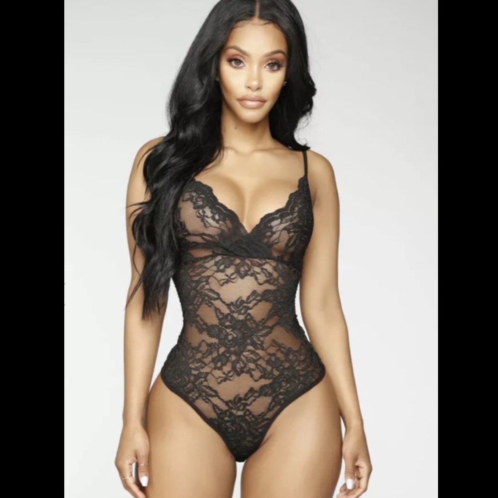 Fashion Nova Black Sheer Lace Bodysuit Small